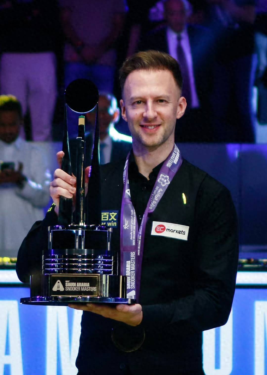 的第一脚出 的第一脚出