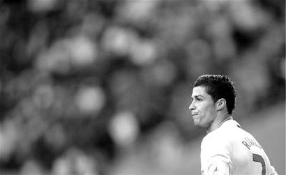 工作人员逼 工作人员逼